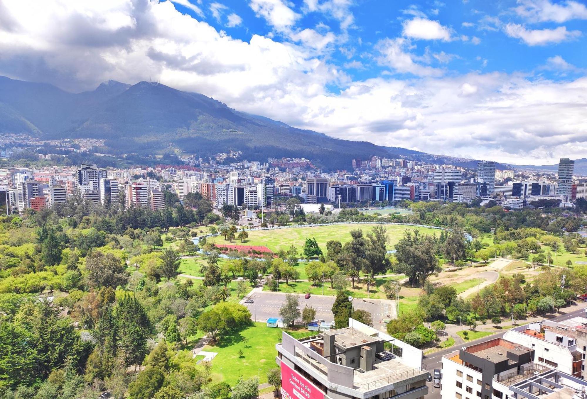 Republica Del Salvador Coliving Ecuador Xoe Apartment Quito Exterior photo